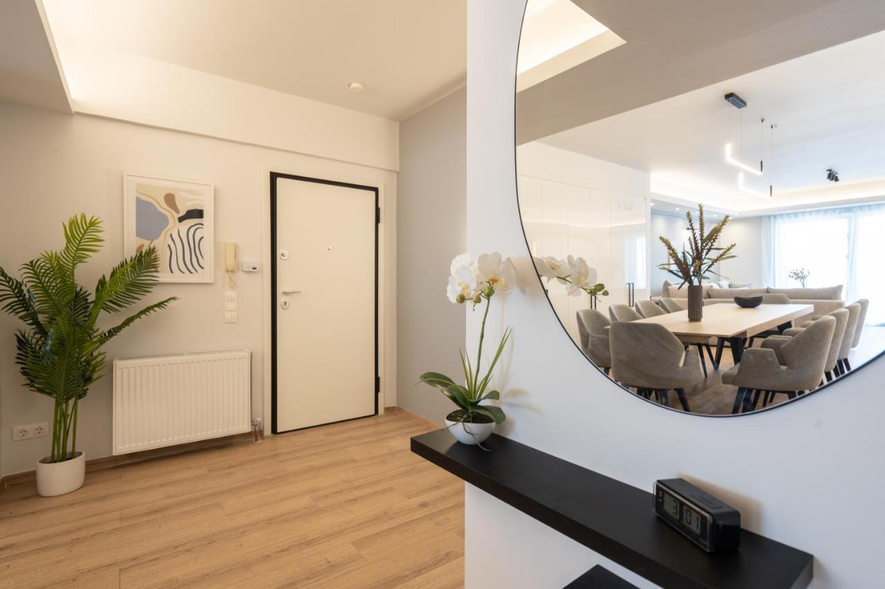 Luxury 4 Bedrooms Apartment Near Flisvos Marina Pireusz Kültér fotó
