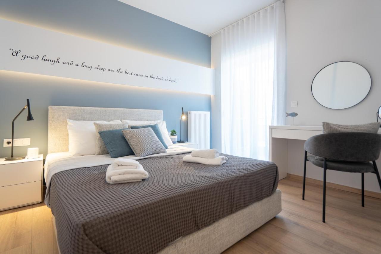 Luxury 4 Bedrooms Apartment Near Flisvos Marina Pireusz Kültér fotó