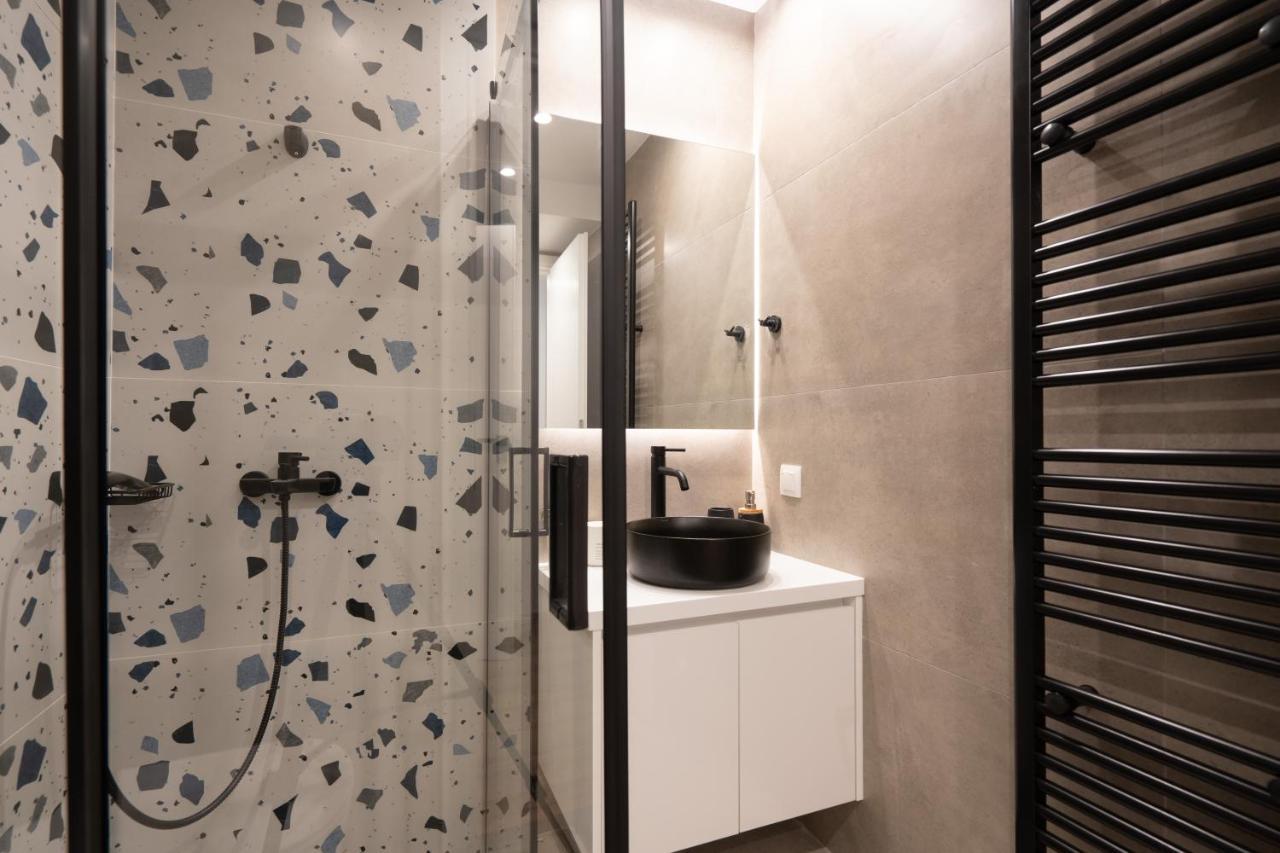 Luxury 4 Bedrooms Apartment Near Flisvos Marina Pireusz Kültér fotó