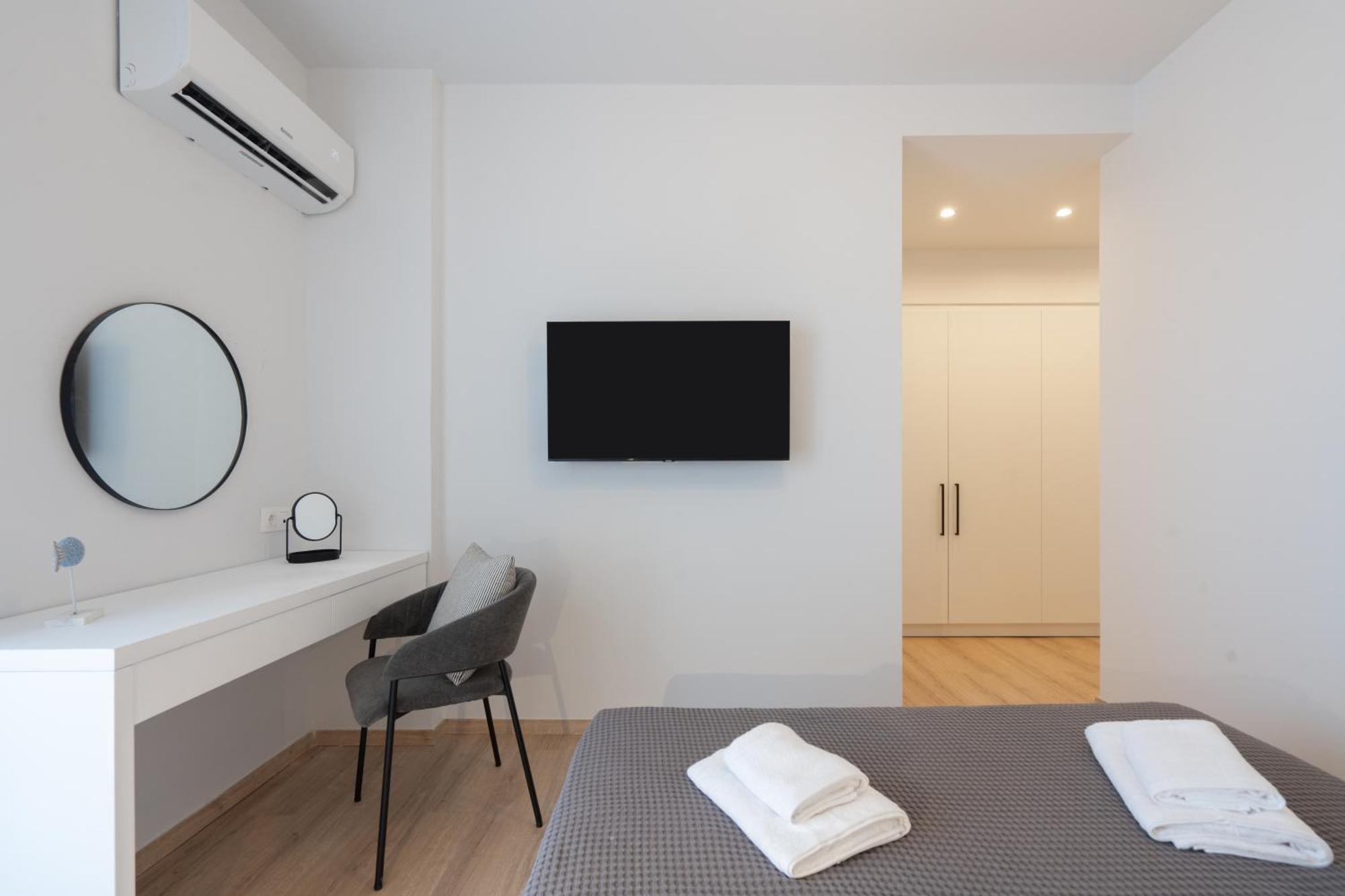 Luxury 4 Bedrooms Apartment Near Flisvos Marina Pireusz Kültér fotó