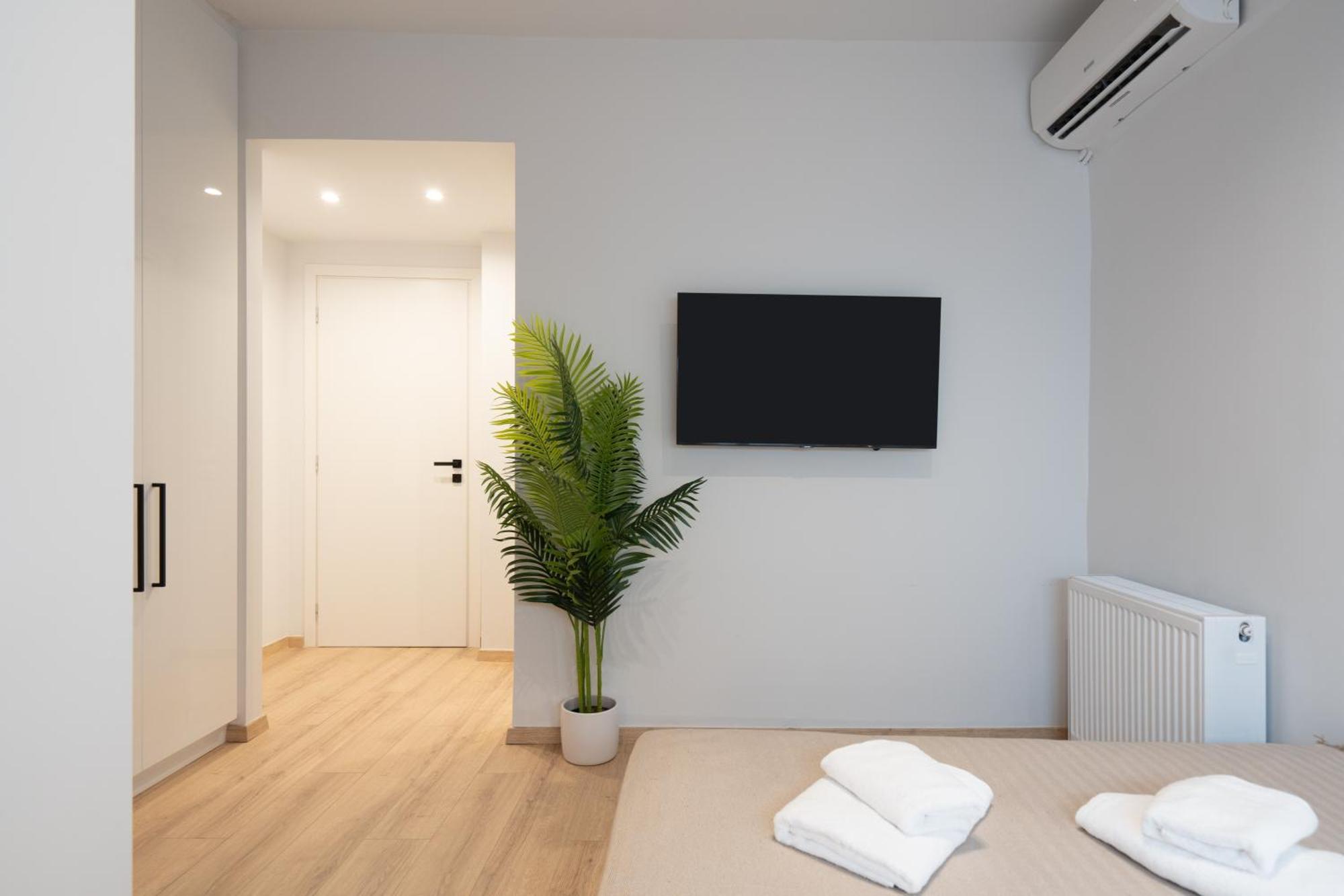 Luxury 4 Bedrooms Apartment Near Flisvos Marina Pireusz Kültér fotó