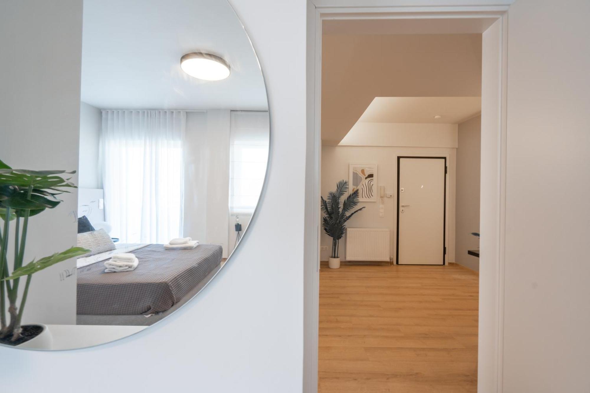 Luxury 4 Bedrooms Apartment Near Flisvos Marina Pireusz Kültér fotó